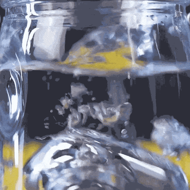 1685678271490352.gif